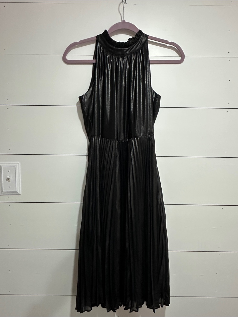 Simply Vera Vera Wang Size XS Black High-Neck Pleated Maxi Dress